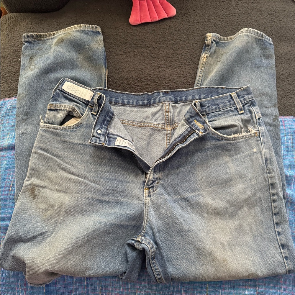 Distressed Men's Work Wear Blue Jeans